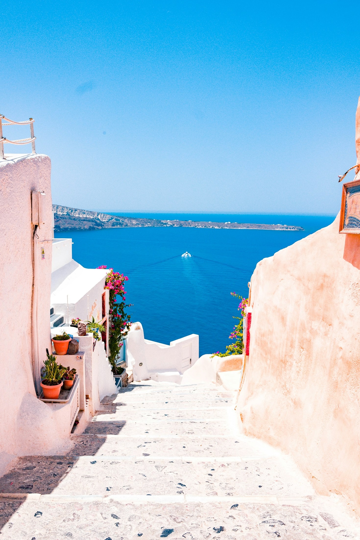Cultural Etiquette You Should Know When Traveling
